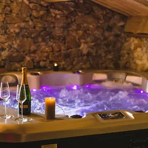 Ferme Avec Jacuzzi Et Sauna Lanarce